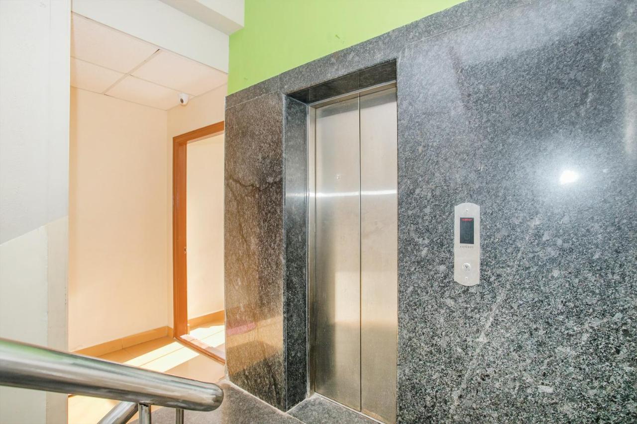 Отель Oyo 10291 Sri Venkatadri Residency Бангалор Экстерьер фото