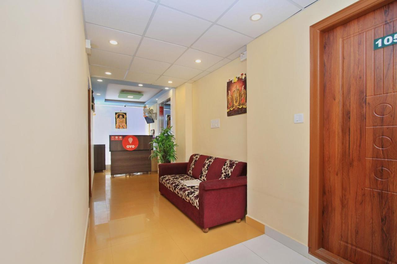 Отель Oyo 10291 Sri Venkatadri Residency Бангалор Экстерьер фото